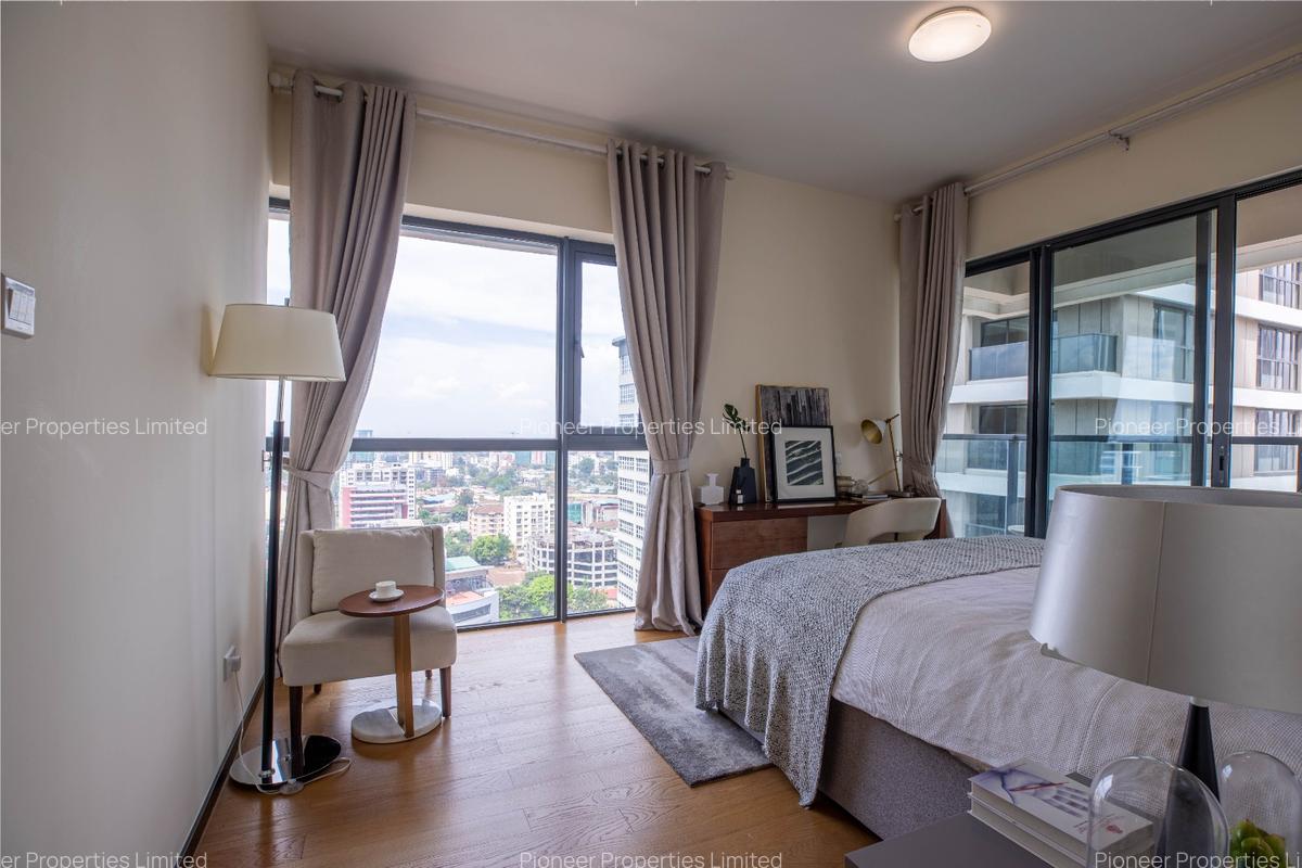 3 Bed Apartment with En Suite at Westlands Road - 14