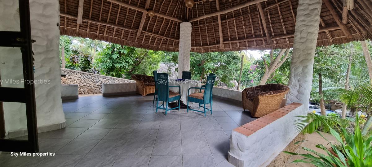 1 Bed Villa with En Suite at La-Marina - 11