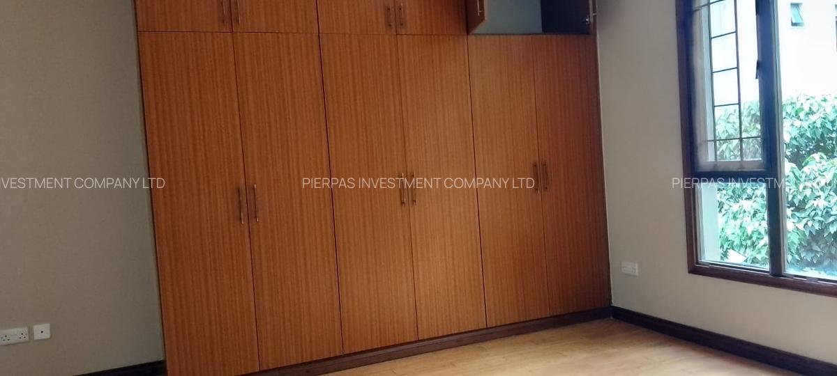 Serviced 3 Bed Apartment with En Suite in Riverside - 5