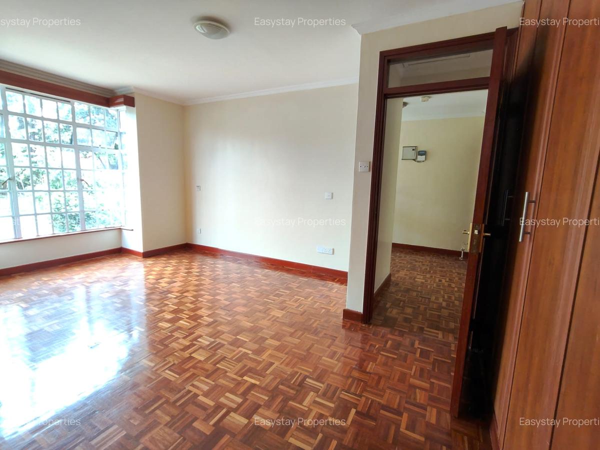 4 Bed Townhouse with En Suite in Nyari - 9