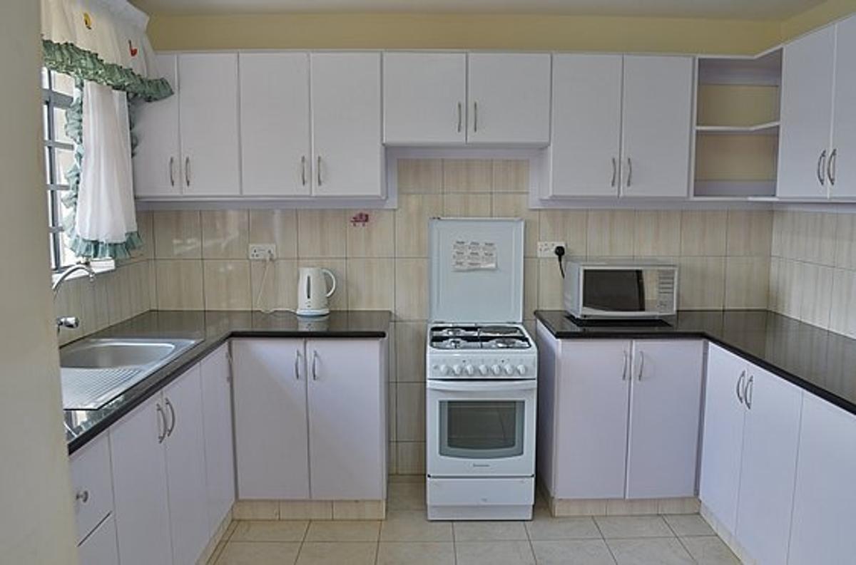 3 Bed Townhouse with En Suite at Mombasa Road - 6