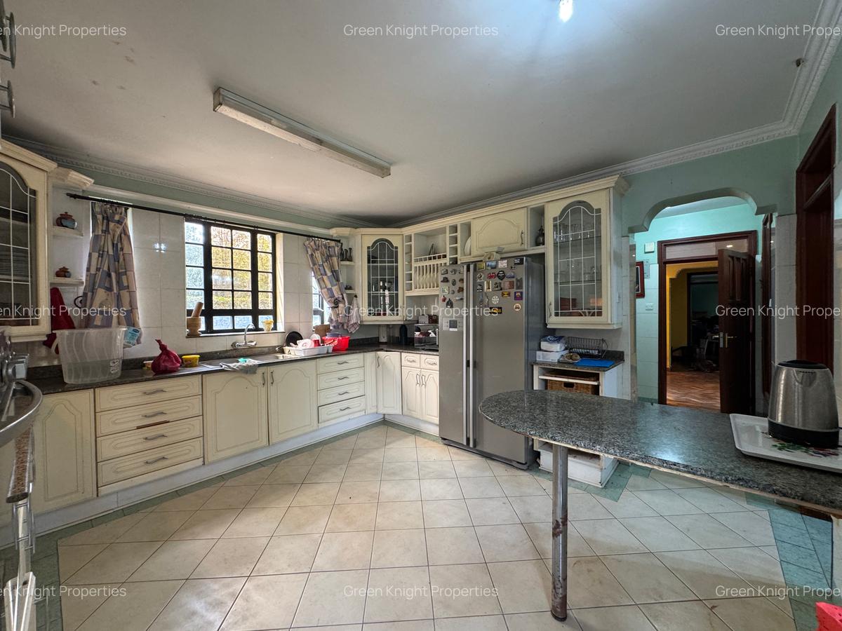 5 Bed House with En Suite in Karen - 7