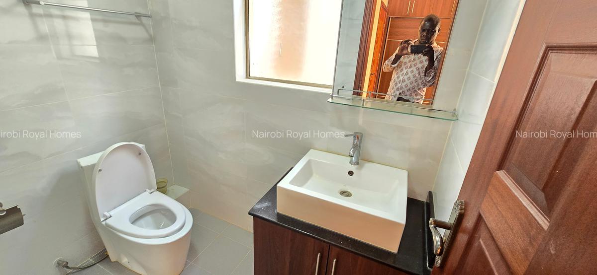 5 Bed Townhouse with En Suite at Chalbi Drive - 11