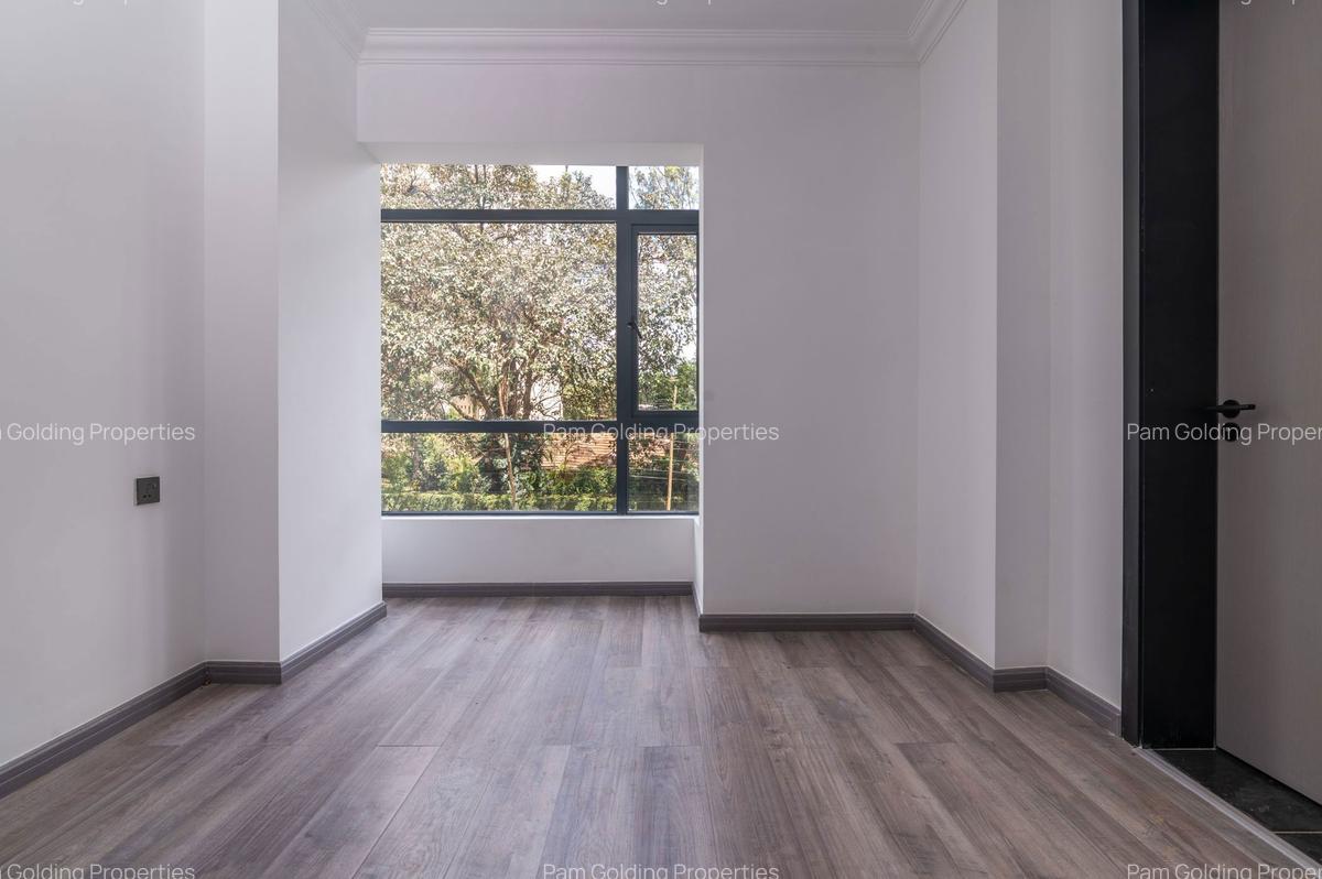 Furnished 4 Bed Apartment with En Suite in Kileleshwa - 11