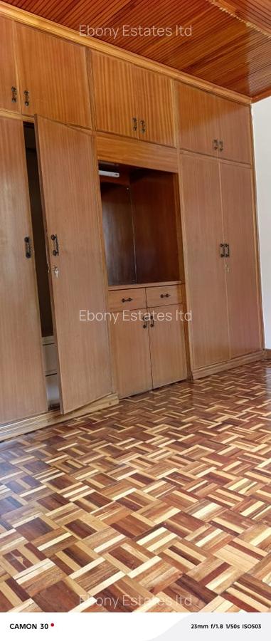 4 Bed Townhouse with En Suite in Lavington - 16