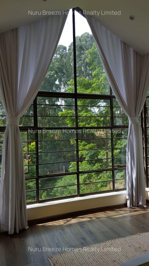 4 Bed Townhouse with En Suite in Rosslyn - 16