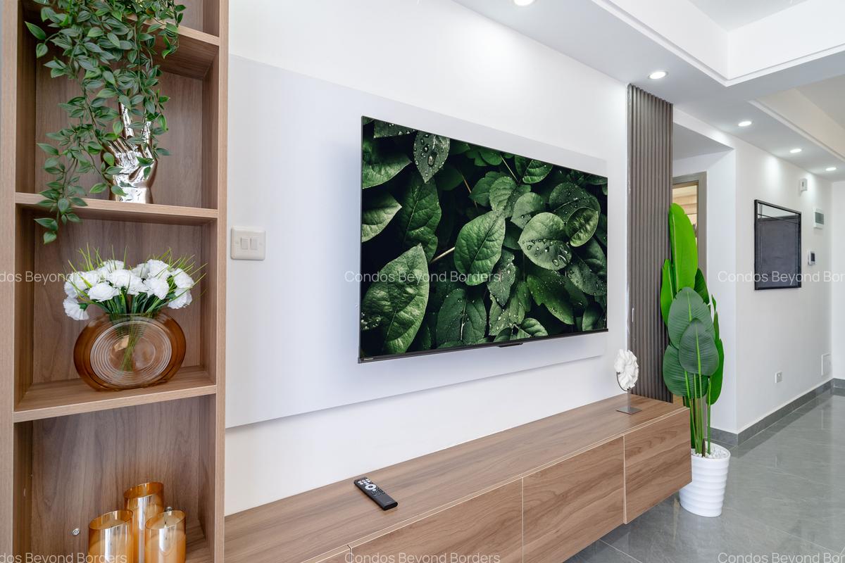 Serviced 2 Bed Apartment with En Suite at Riverside Drive - 11