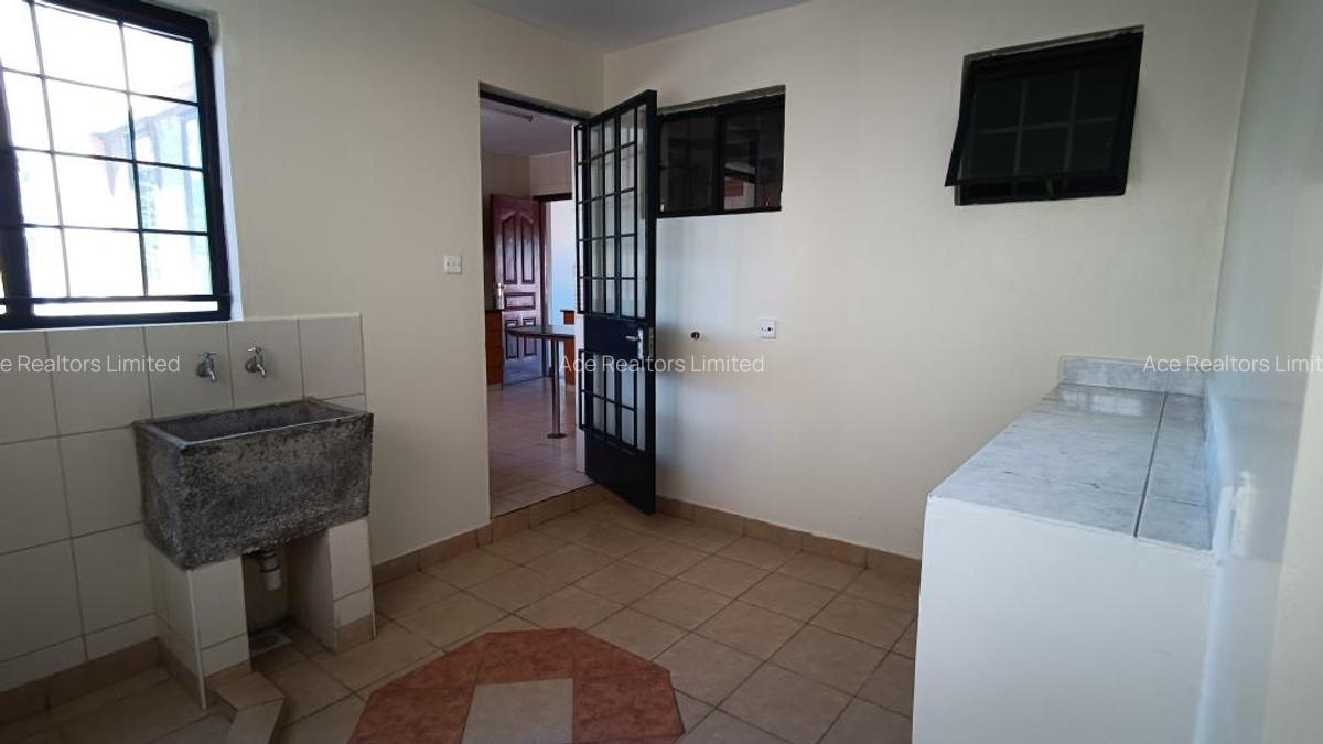 3 Bed Apartment with En Suite at Gatundu Road - 6
