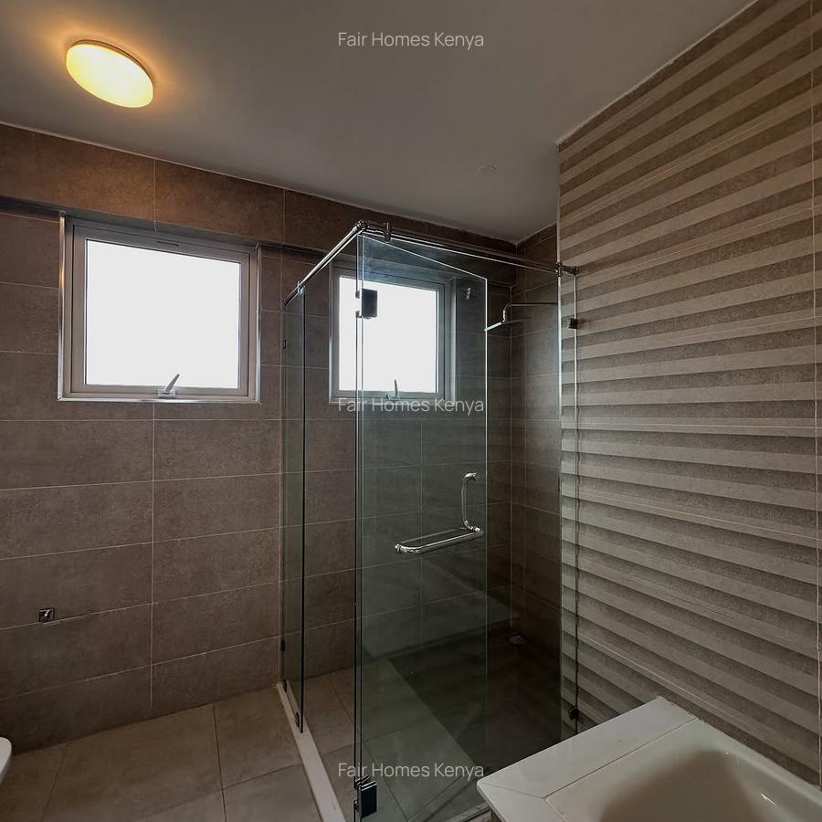 3 Bed Apartment with En Suite at Nyeri Road - 18
