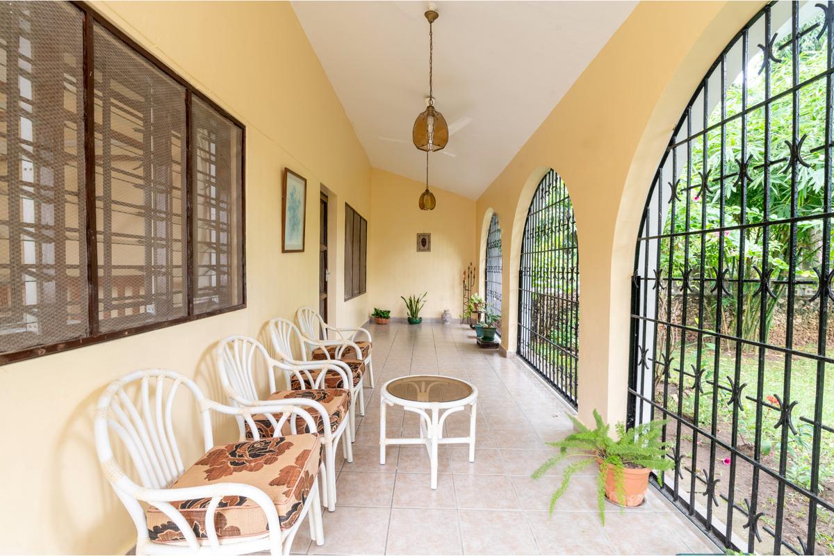 4 Bed Townhouse with Garden in Nyali Area - 6