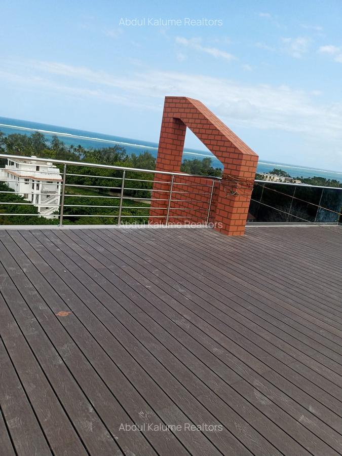 Serviced 3 Bed Apartment with En Suite at Shanzu - 17
