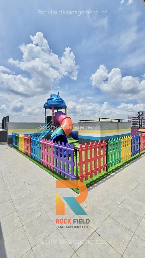 3 Bed Apartment with En Suite in Riverside - 11