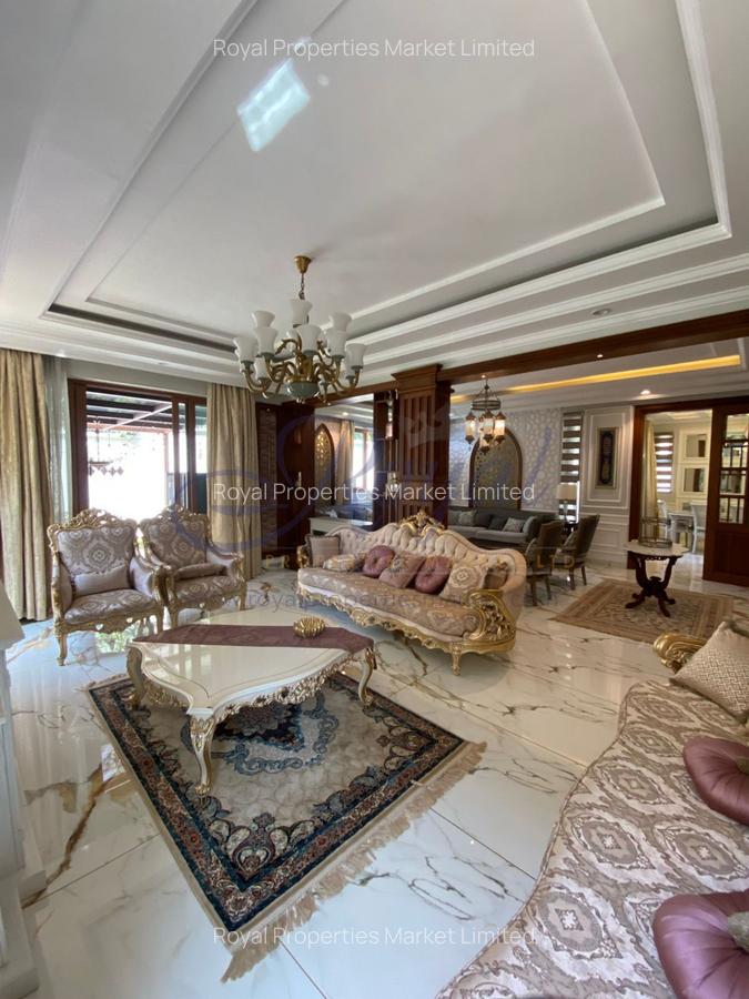 6 Bed House with En Suite in Lavington - 7