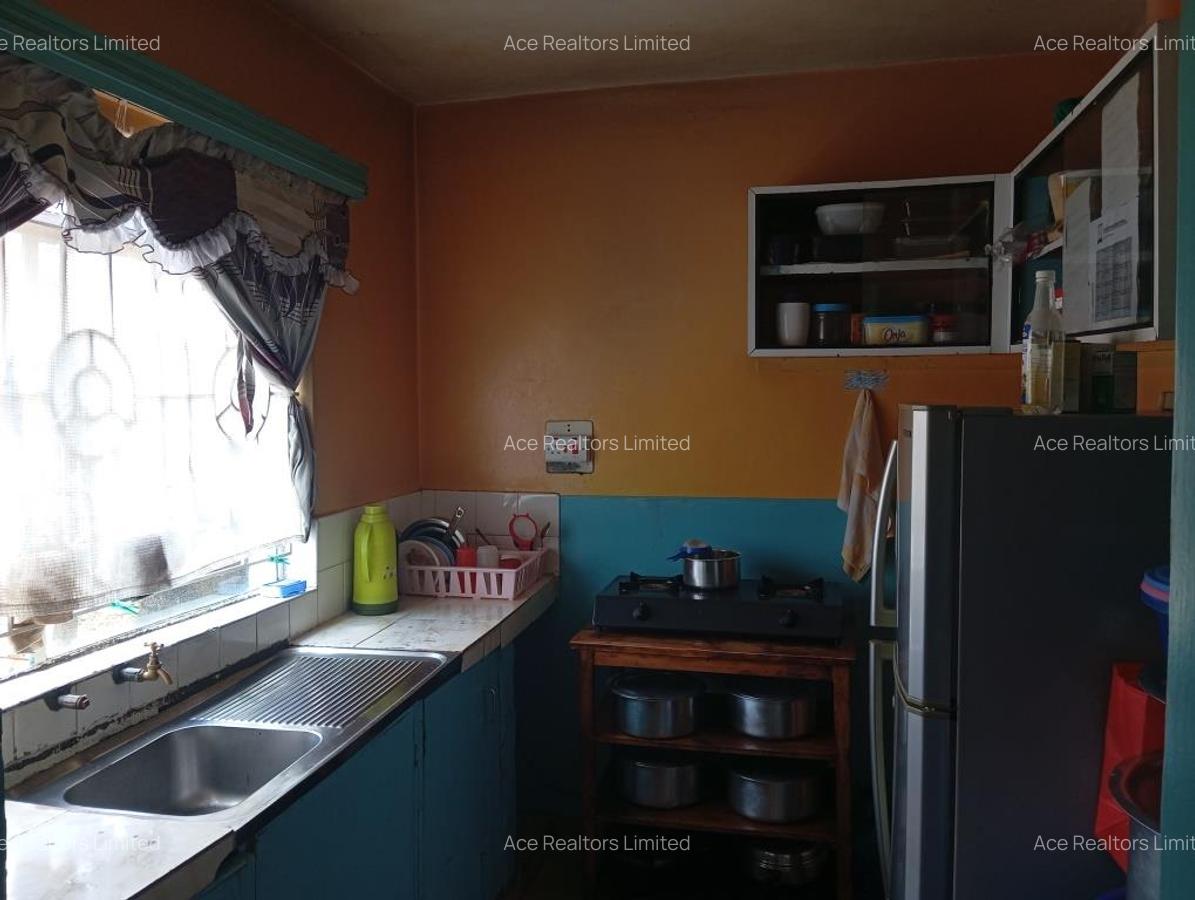 3 Bed House with En Suite at Near Nairobi West Hospital Nairobi - 5