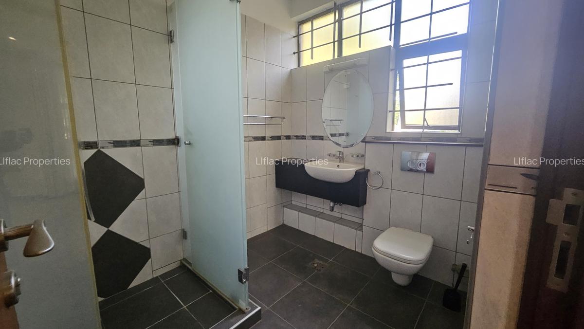 5 Bed House with En Suite in Lower Kabete - 11