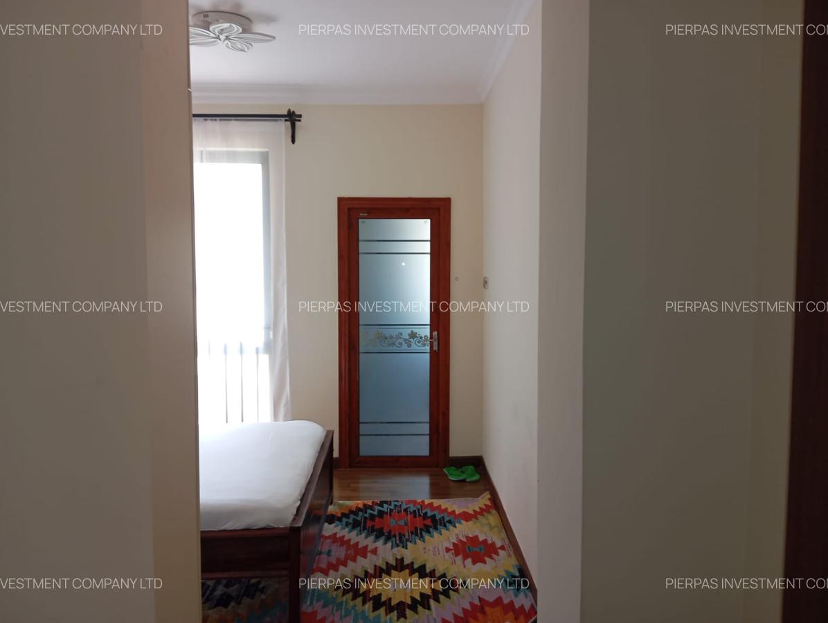 Serviced 3 Bed Apartment with En Suite in Kilimani - 11