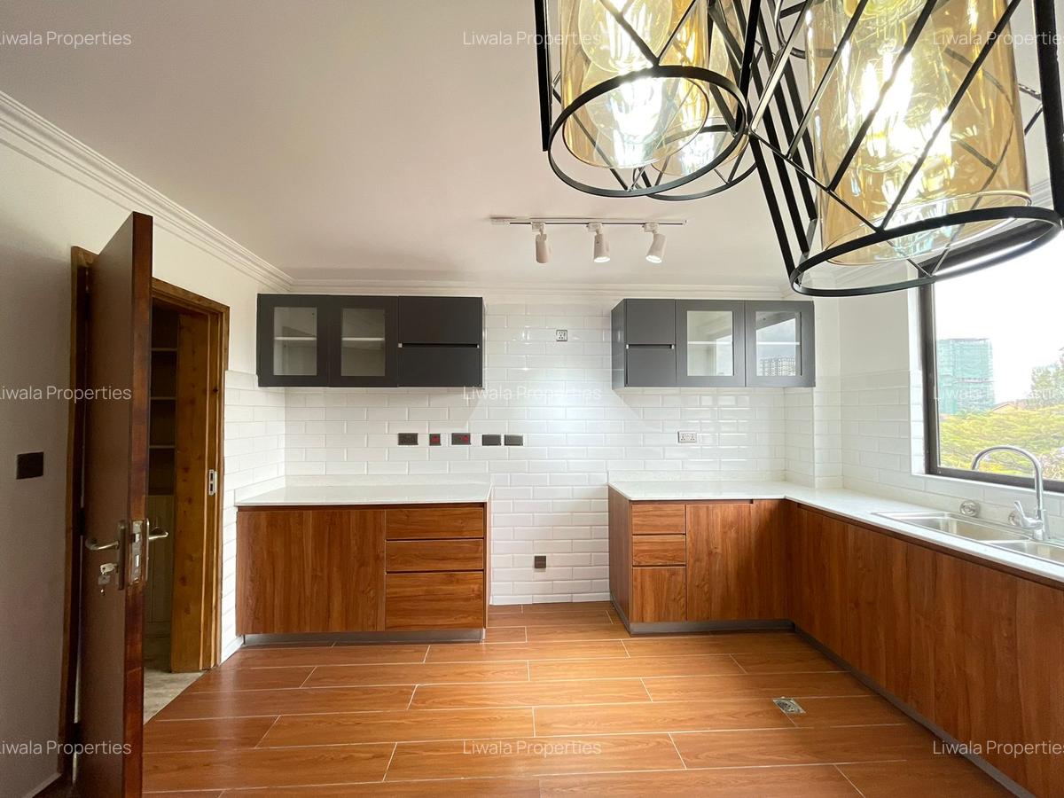 4 Bed Apartment with En Suite in Kileleshwa - 17