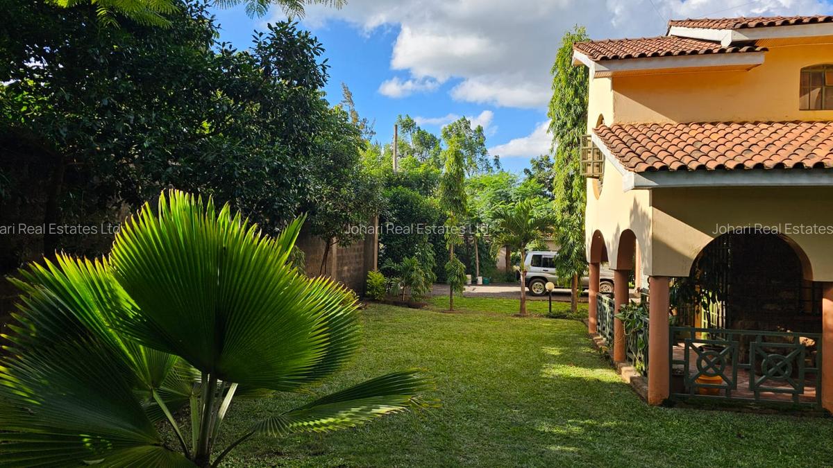 5 Bed House with En Suite in Membley - 10