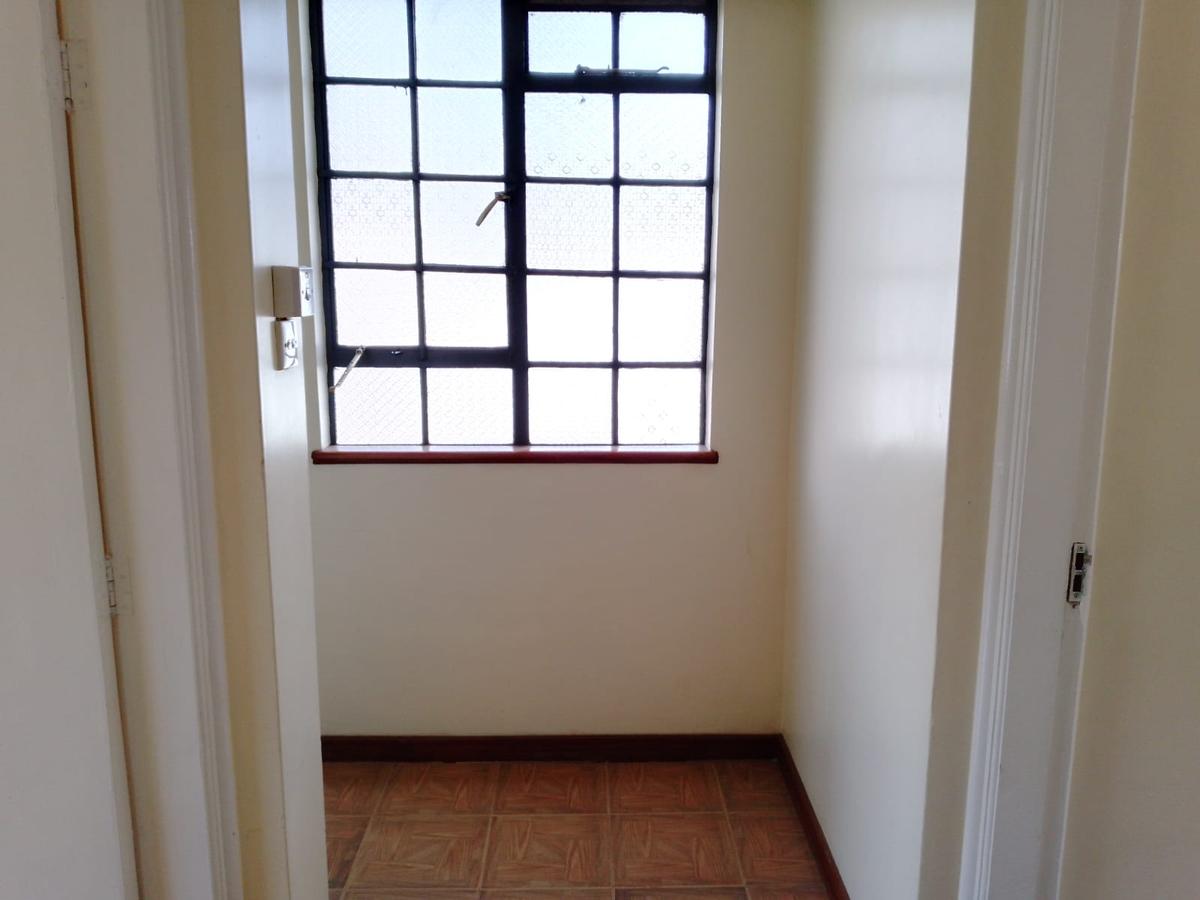 3 Bed Apartment with En Suite in Kilimani - 15