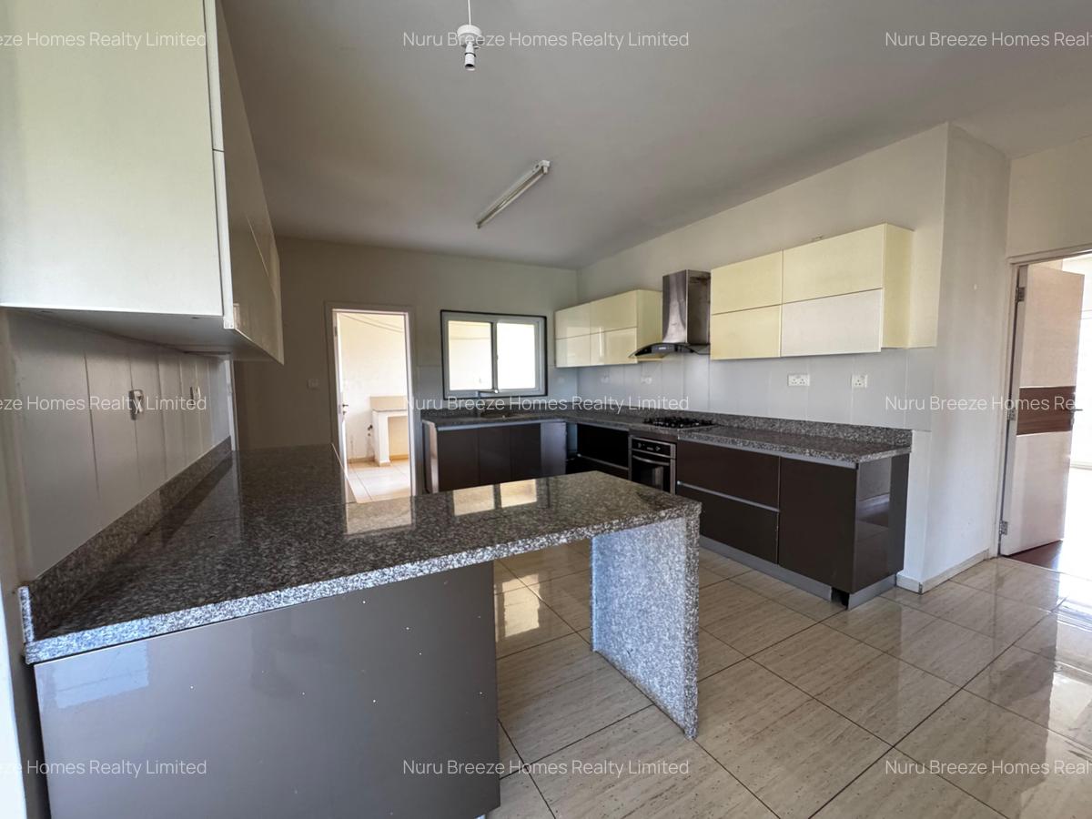 3 Bed Apartment with En Suite in Rhapta Road - 16