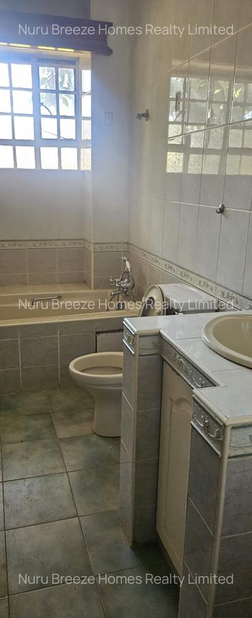 5 Bed House with En Suite in Runda - 5