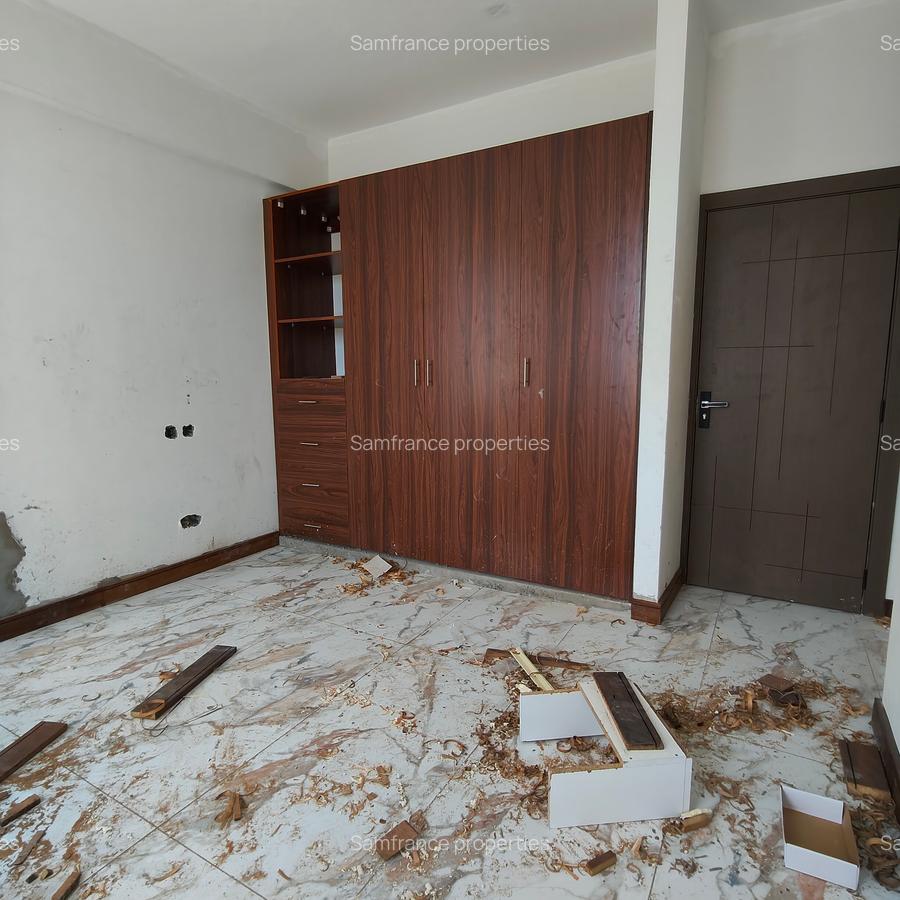 Serviced 3 Bed Apartment with En Suite at Serena Road - 10