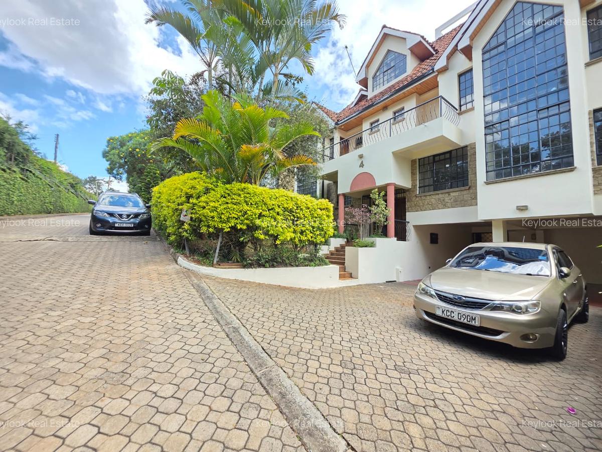 5 Bed Townhouse with En Suite at Lavington - 15