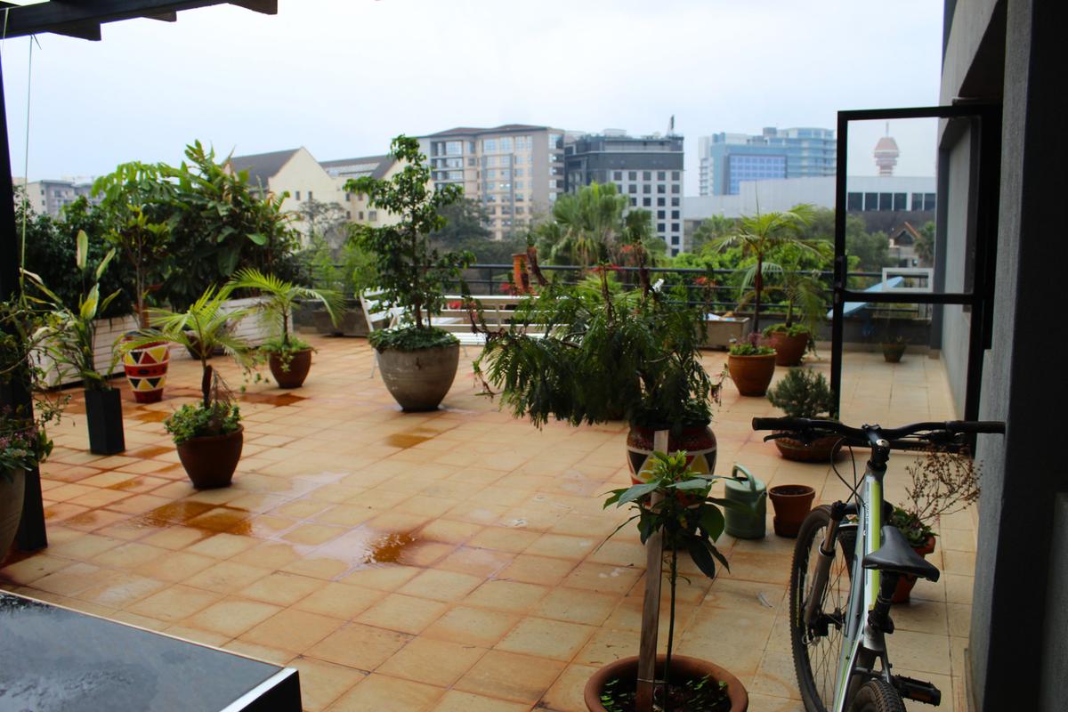 Furnished 3 Bed Apartment with En Suite in Westlands Area - 8