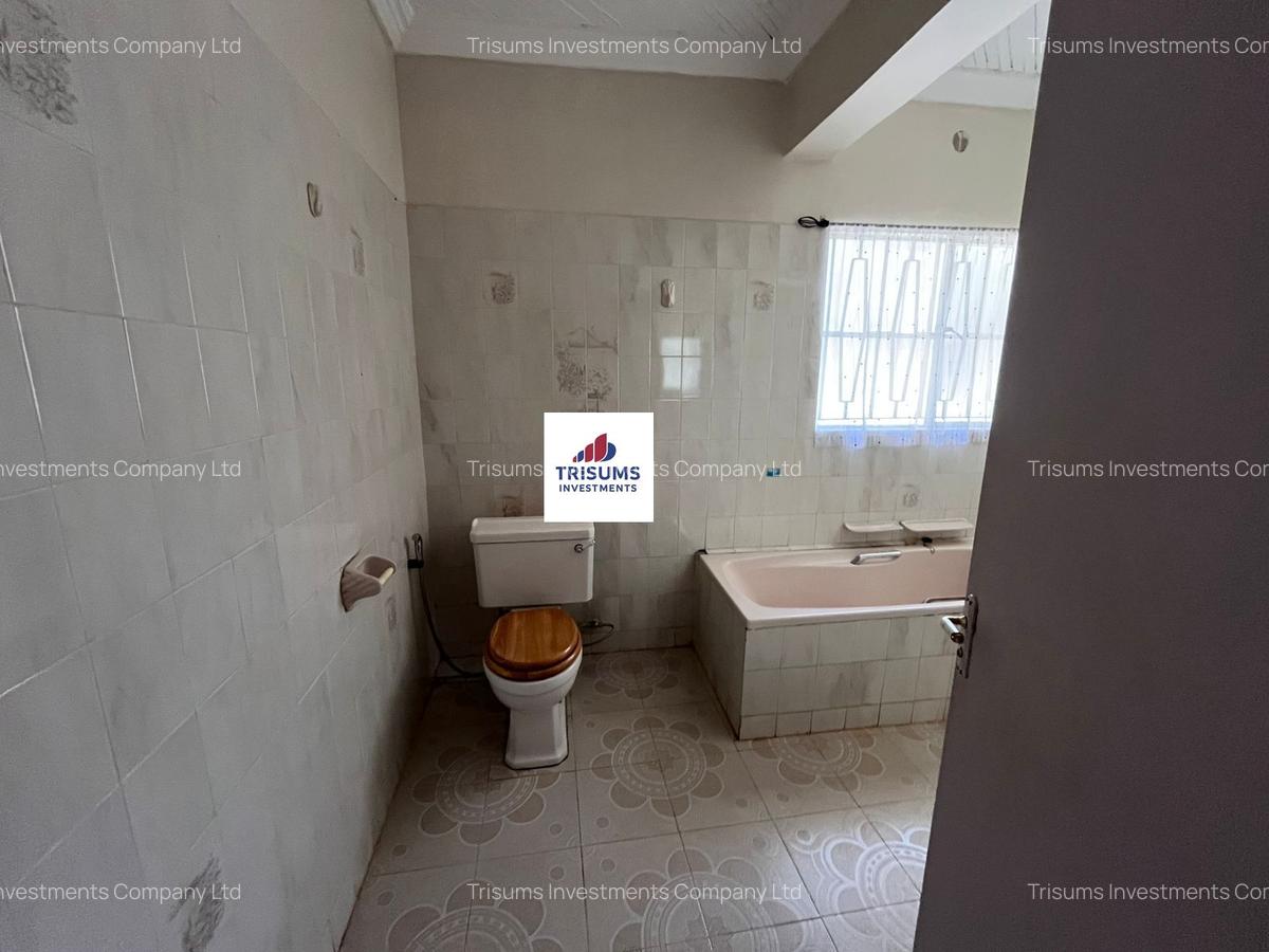 3 Bed House with En Suite in Runda - 12