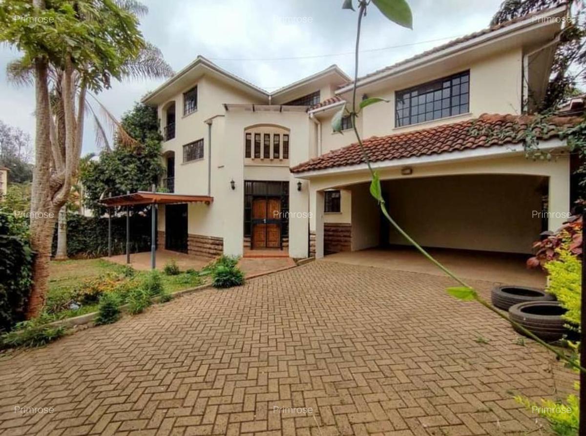 4 Bed Townhouse in Spring Valley - 10