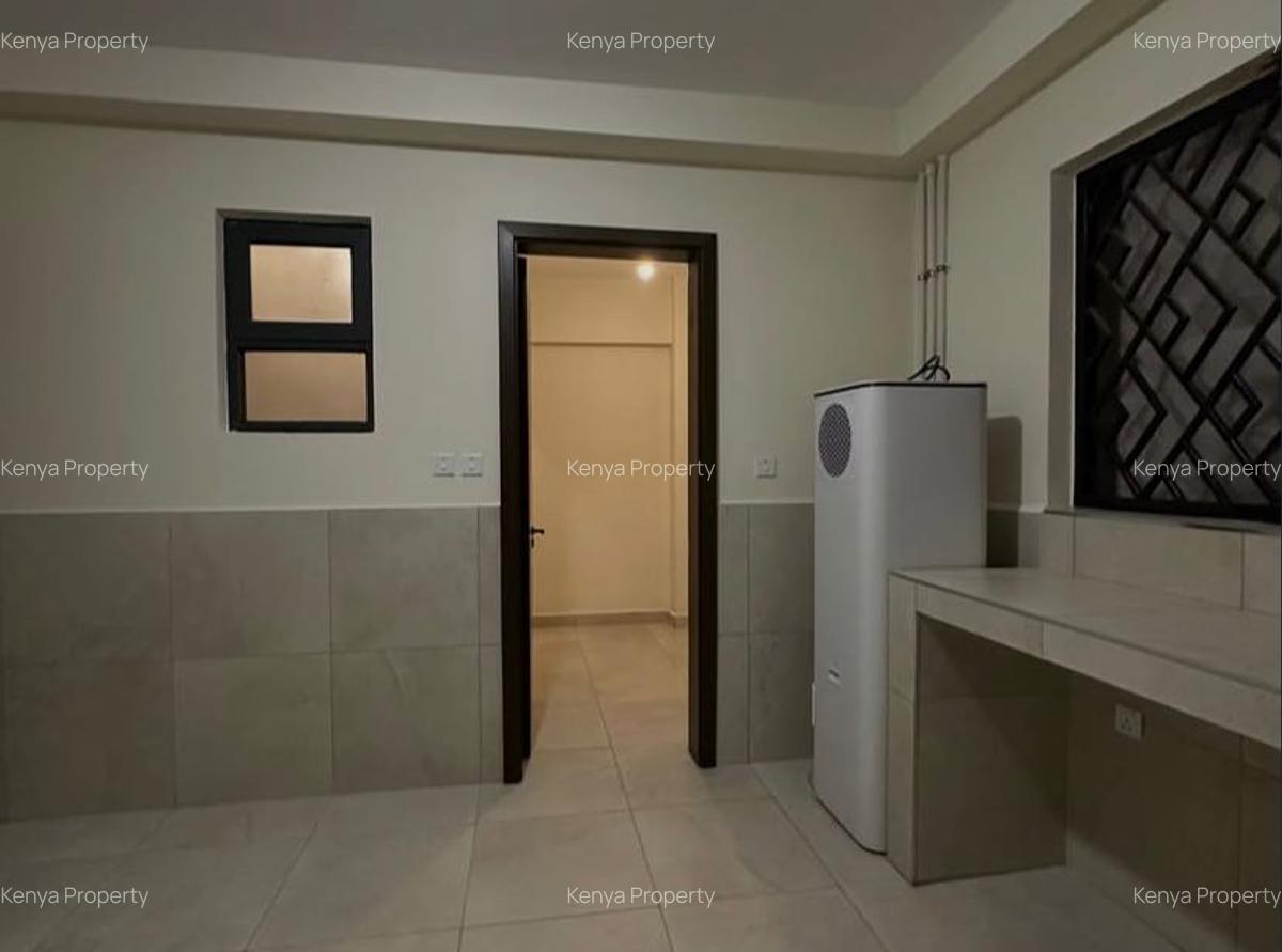 3 Bed Apartment with En Suite in Kilimani - 8