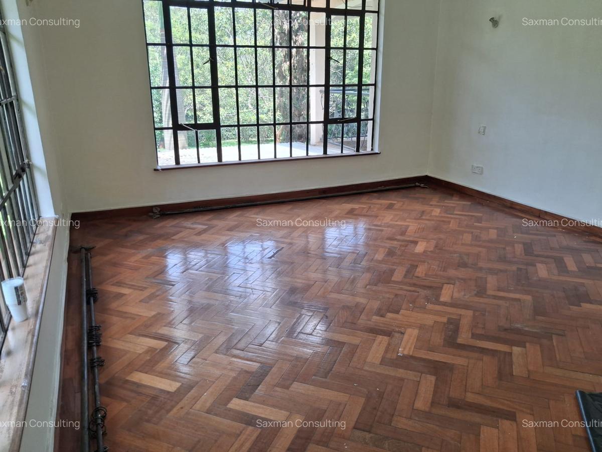 4 Bed House with En Suite in Karen - 10