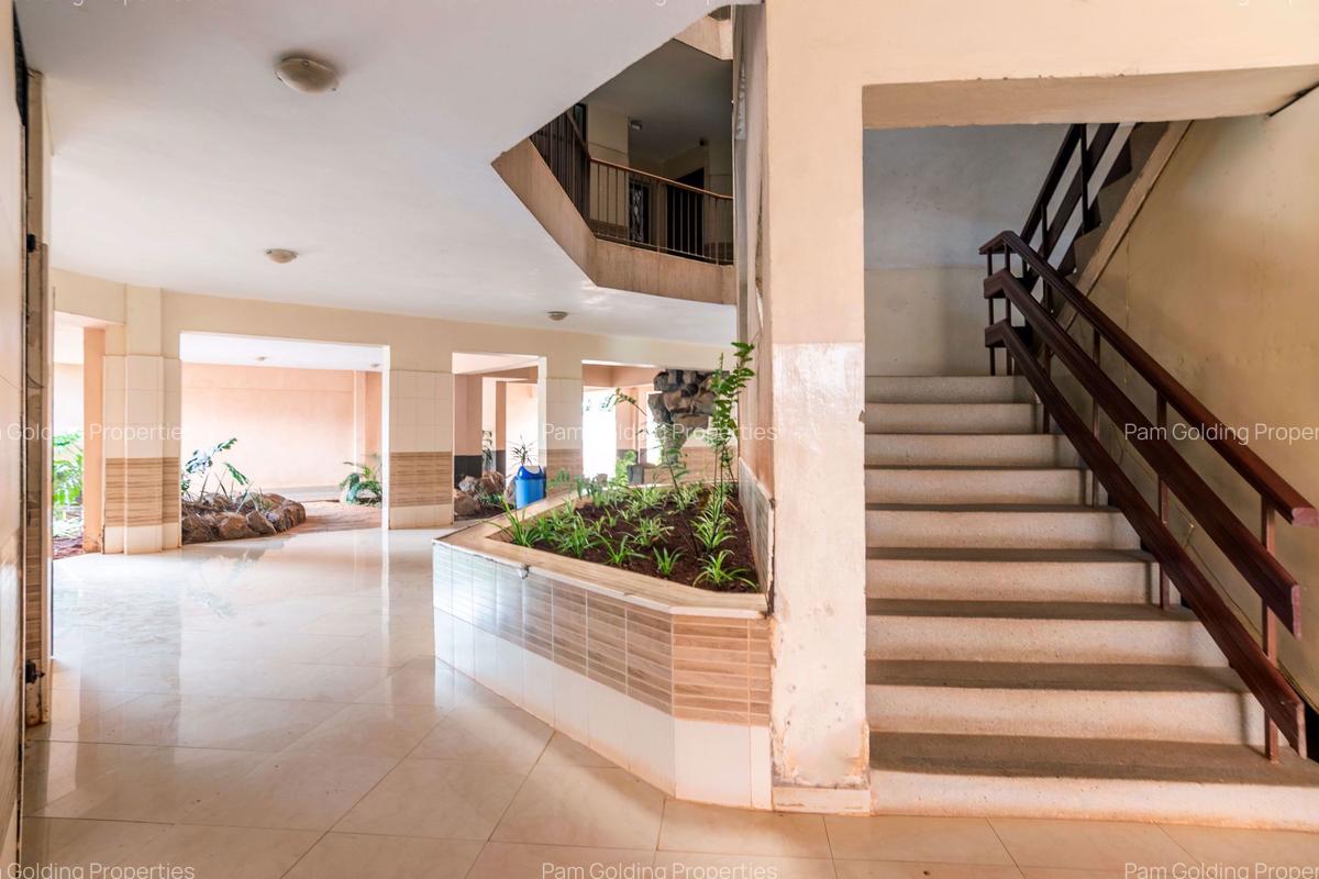 3 Bed Apartment with En Suite at East Church Road - 20