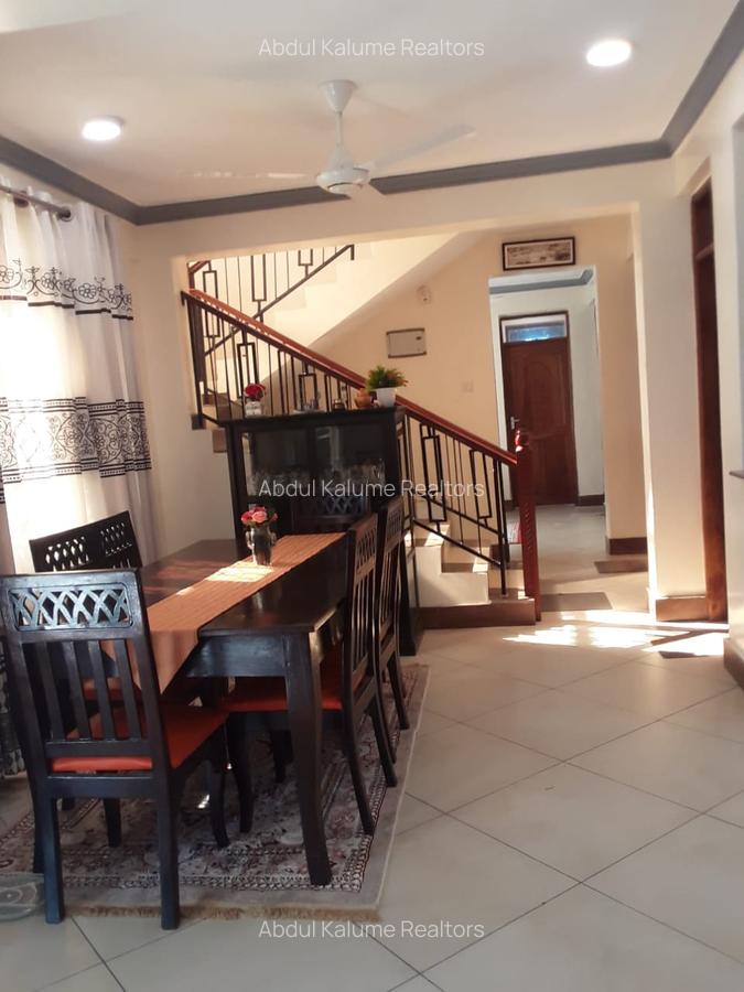 4 Bed House with En Suite at Bamburi - 2