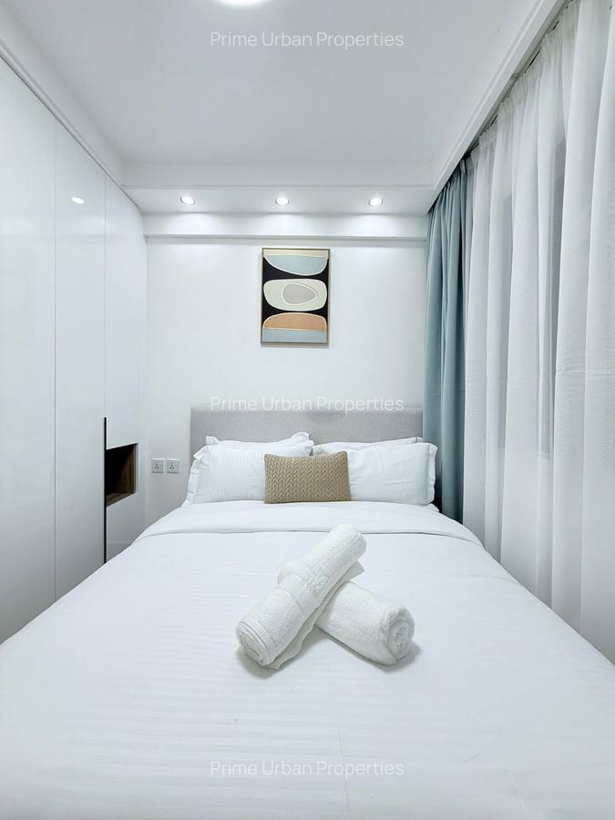 Serviced 3 Bed Apartment with En Suite in Westlands Area - 16