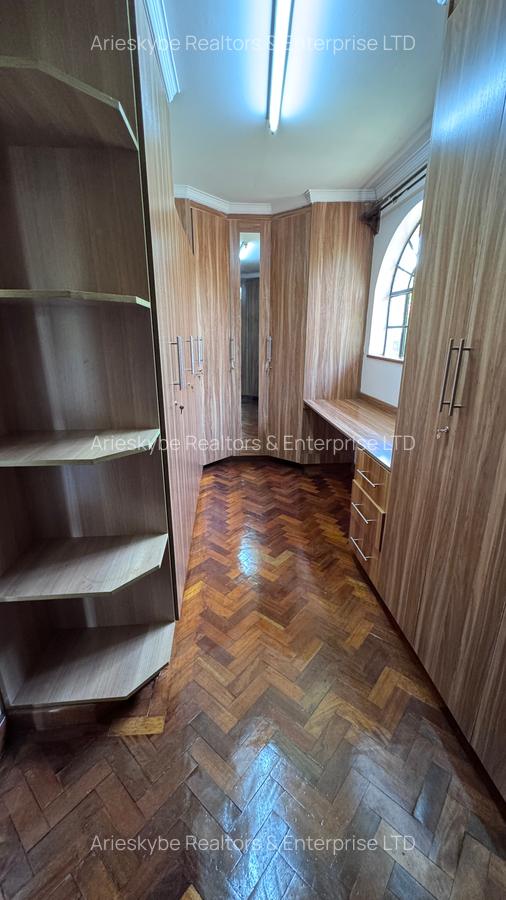 5 Bed House with En Suite in Kitisuru - 19