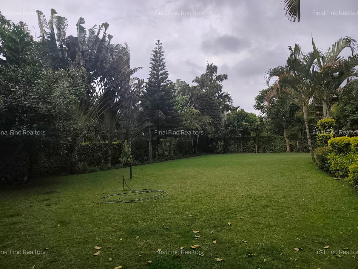 5 Bed Townhouse with Swimming Pool in Runda - 4