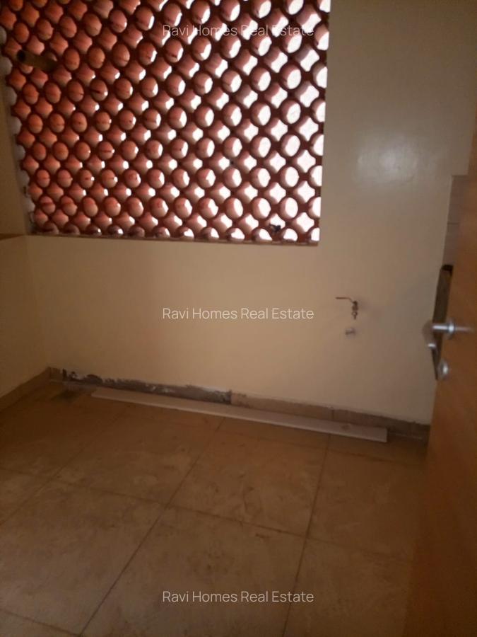 3 Bed Apartment with En Suite in Kilimani - 12