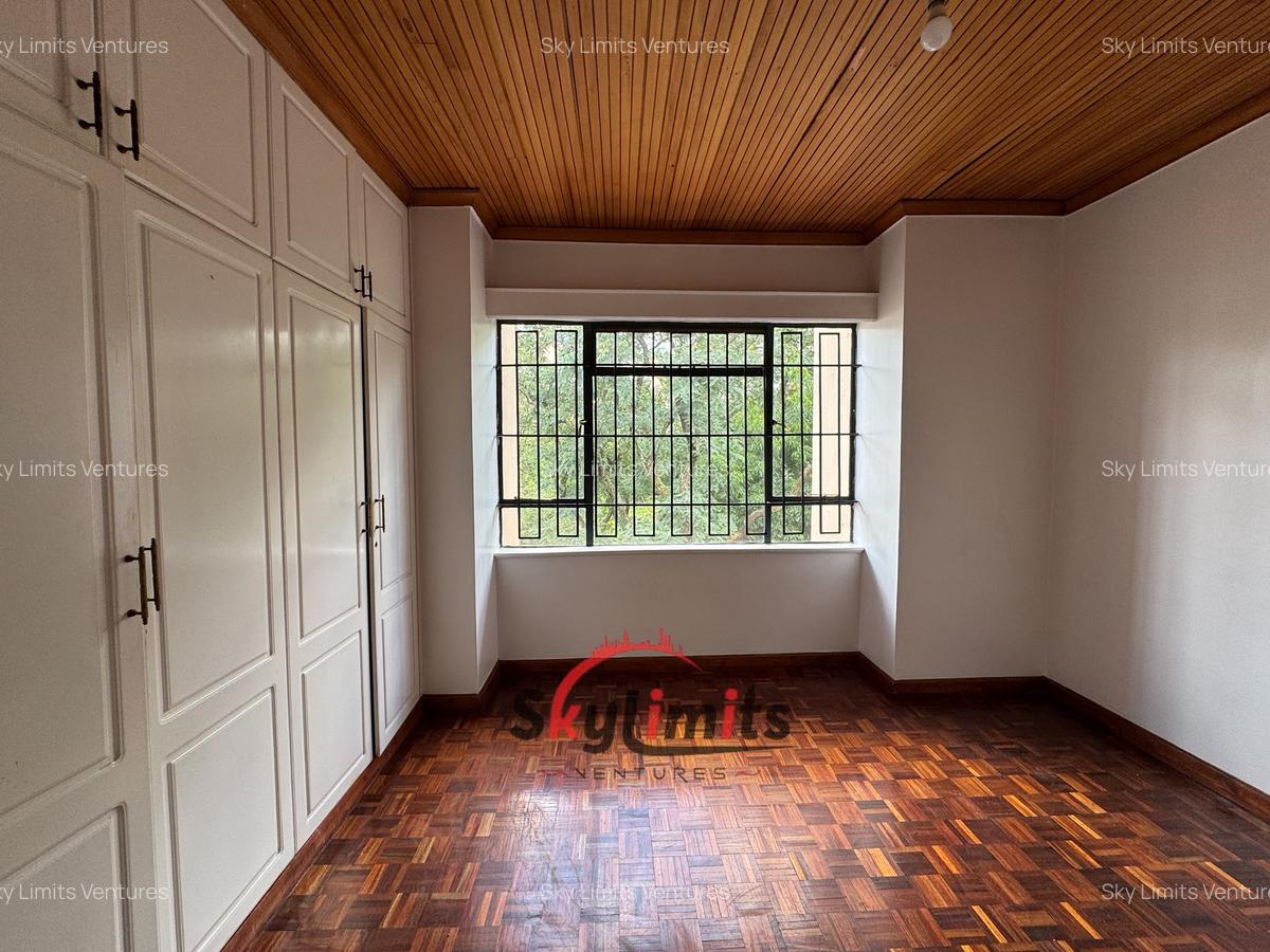 4 Bed Apartment with Swimming Pool in Kilimani - 5