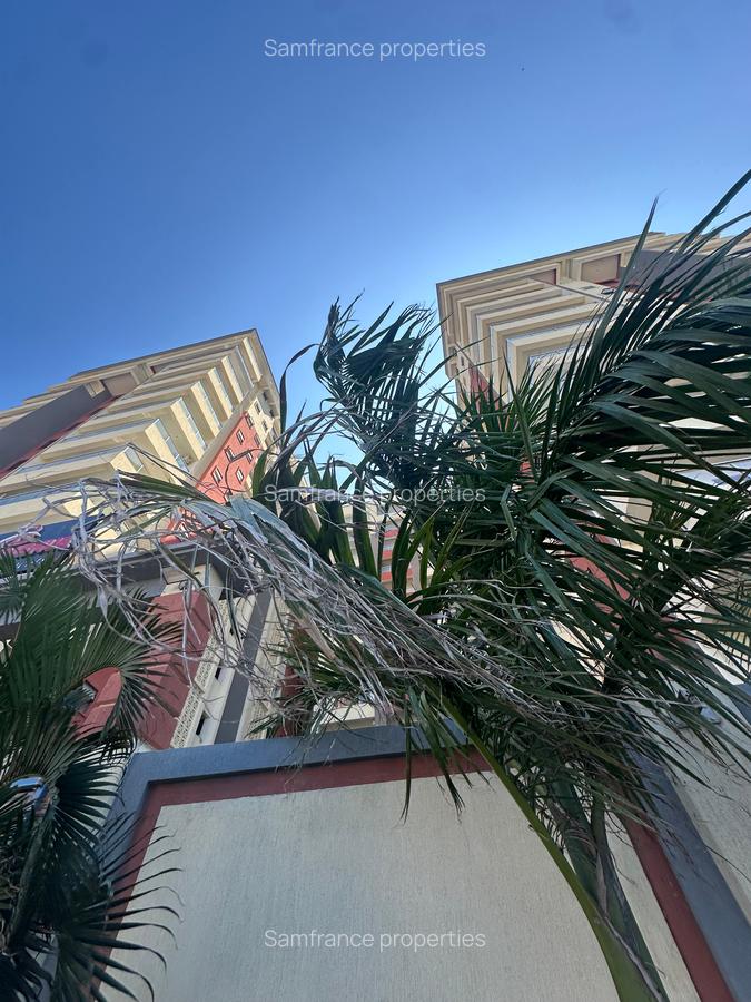 Serviced 1 Bed Apartment with En Suite at Baobab Road - 12