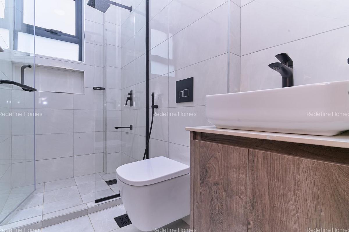 3 Bed Apartment with En Suite in Brookside - 11