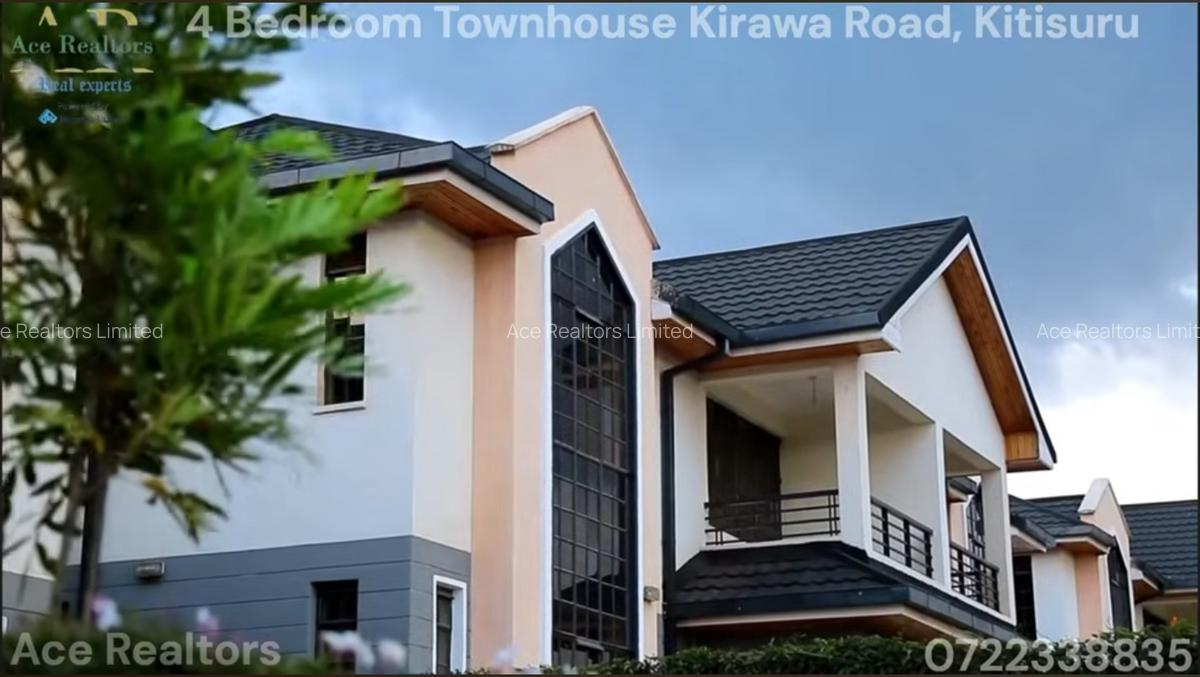 4 Bed Townhouse with En Suite at Near Isk - 1