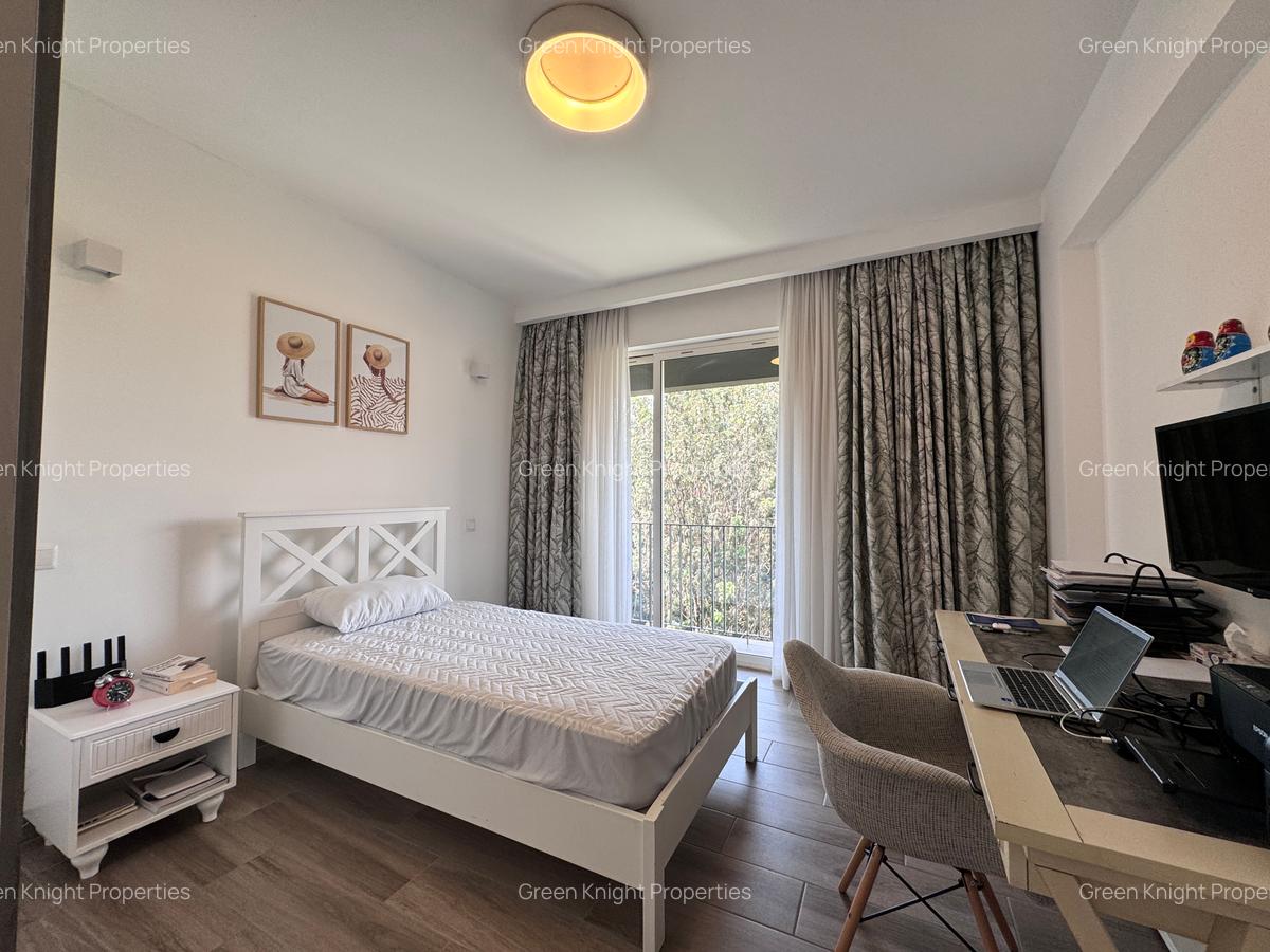 Serviced 3 Bed Apartment with En Suite in Kilimani - 9