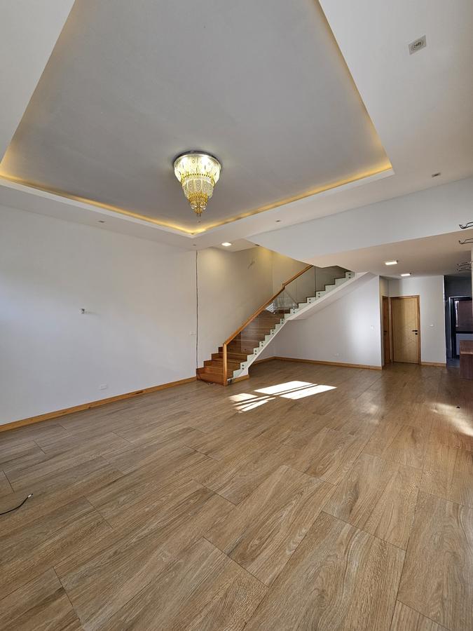 4 Bed Townhouse with En Suite at Off Langata Road - 4