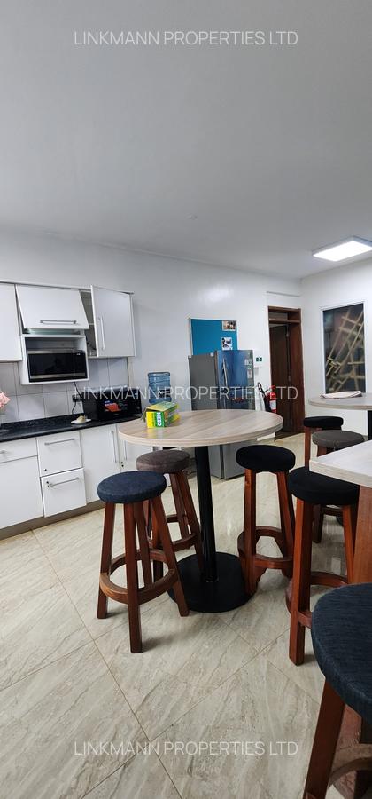 6,522 ft² Commercial Property with Service Charge Included in Westlands Area - 17