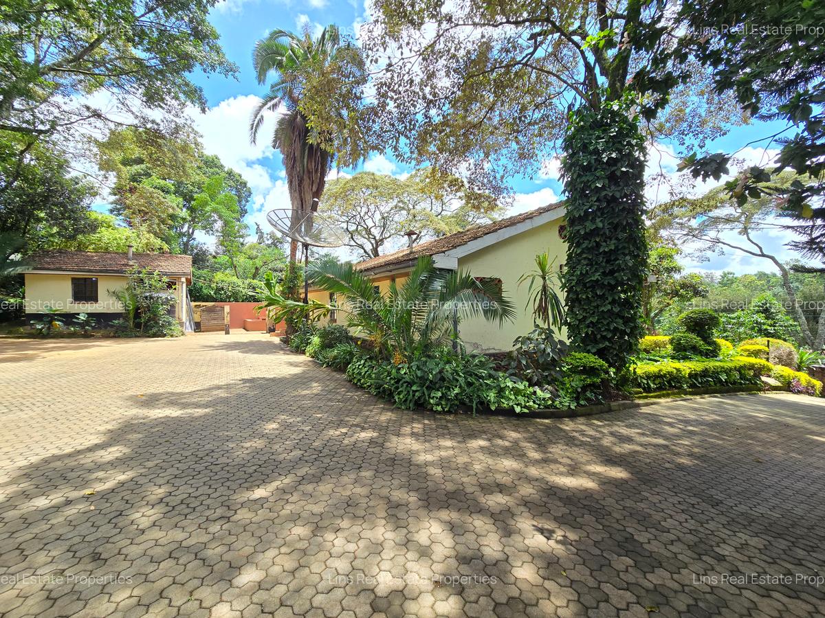 4 Bed House with En Suite in Loresho - 1