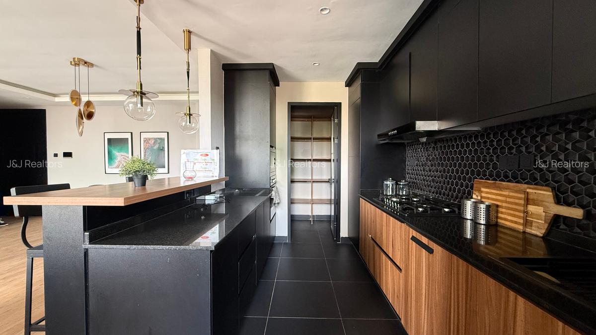 Furnished 2 Bed Apartment with En Suite in Brookside - 6