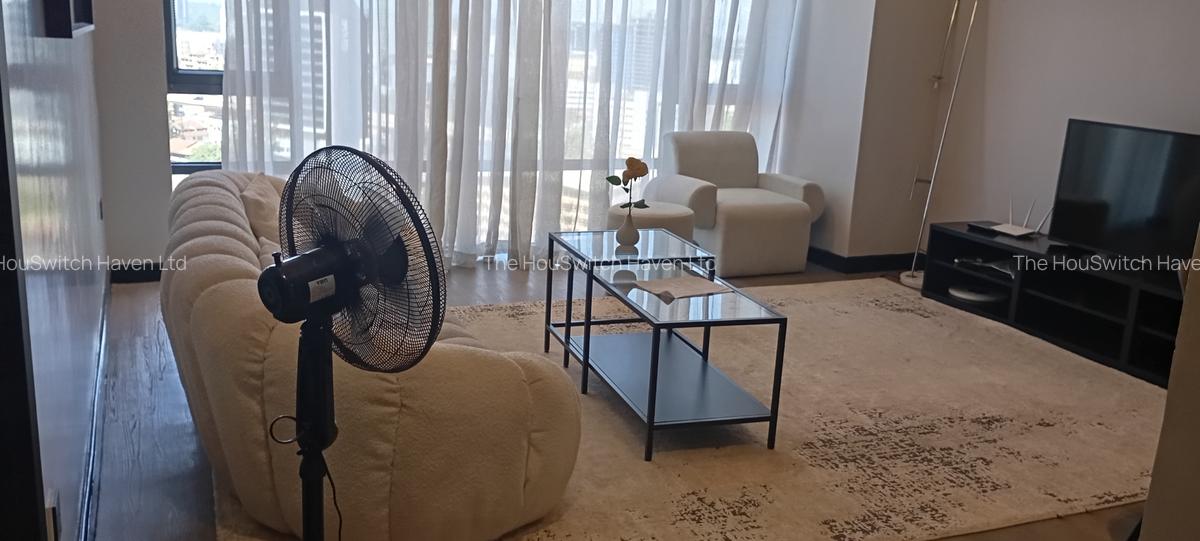 Serviced 2 Bed Apartment with En Suite at Lantana Road - 3