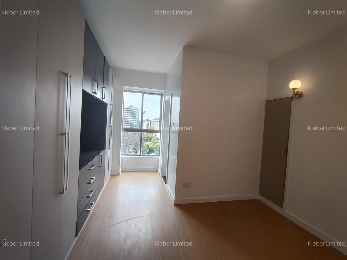 4 Bed Apartment with En Suite in Lavington - 3