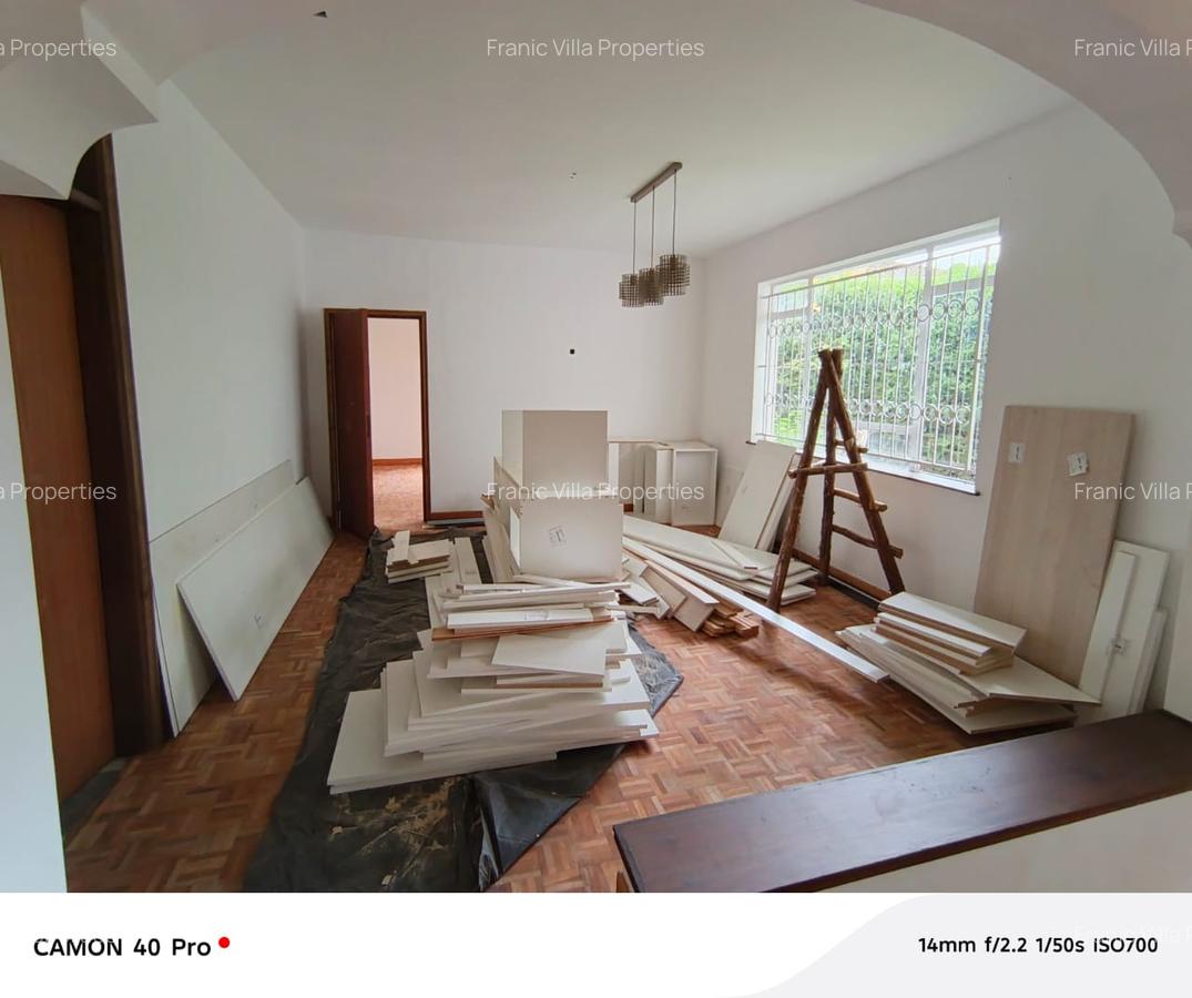 4 Bed House with En Suite at Runda - 10